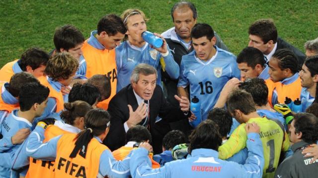 oscar-tabarez-world-cup-2010-1273220.jpg